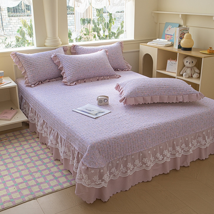 91家纺网 家纺一手货源 找家纺 珍爱家纺 2025新款A类针织棉双层纱夹棉床盖床裙花边单件三件四件套 紫苏