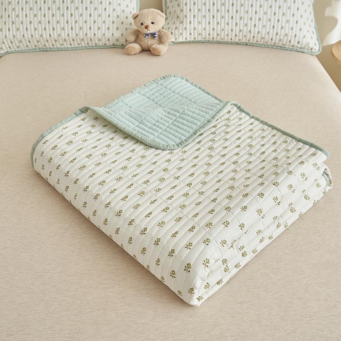 91家纺网 家纺一手货源 找家纺 子由家居 2025新款纯棉印花夹棉床盖 纯棉床盖-朵朵花蕊