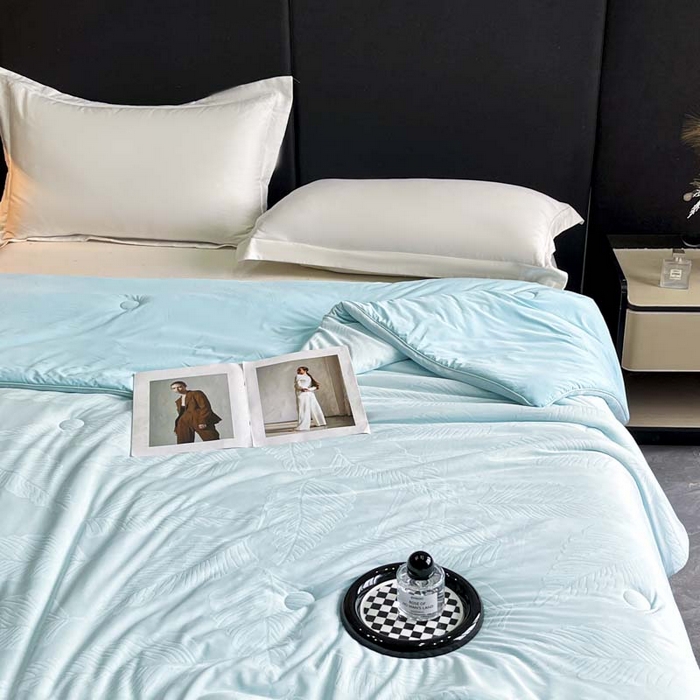 91家纺网 家纺一手货源 找家纺 子由家居 2025新款凉感丝浮雕提花大豆夏被被子被芯 枫叶-天蓝