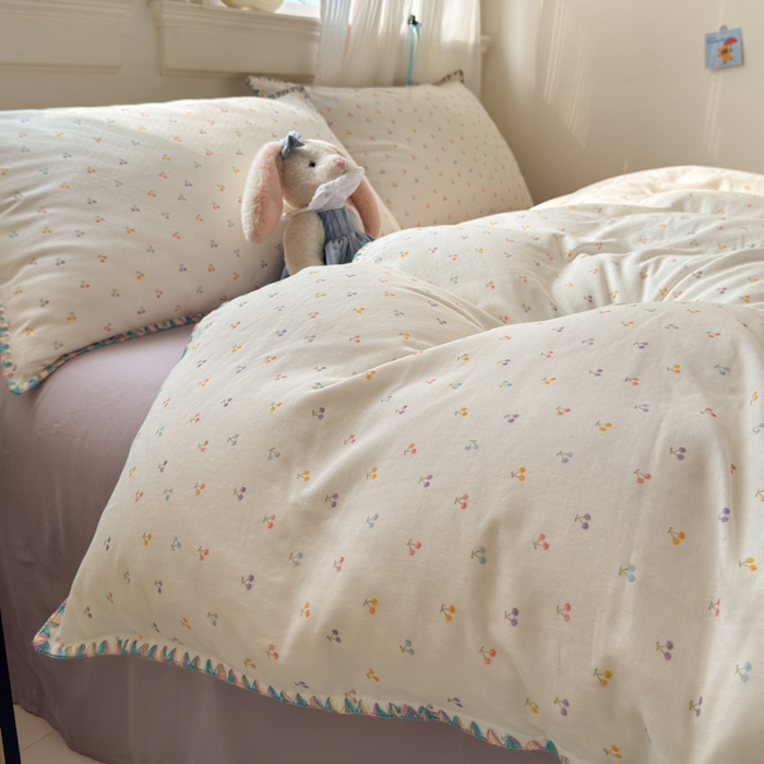 91家纺网 家纺一手货源 找家纺 淑女公社家纺 2025春夏新款 贝壳边双层纱套件 彩色樱桃