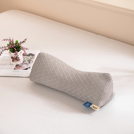 91家纺网 家纺一手货源 找家纺 （总）枕之坊 2025年新款凉感三角骨头颈椎枕