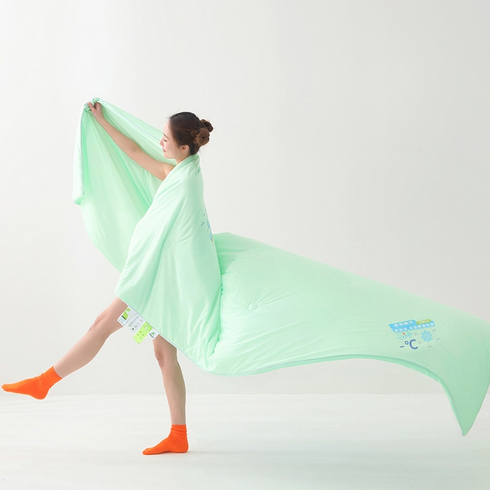 91家纺网 家纺一手货源 找家纺 优布加2025新款亲肤舒适凉感丝夏被夏凉被空调被 冰凉水绿