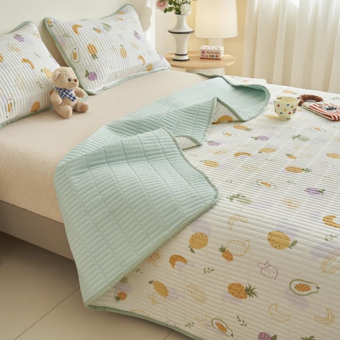 91家纺网 家纺一手货源 找家纺 子由家居 2025新款纯棉印花夹棉床盖 棉花被-热带水果