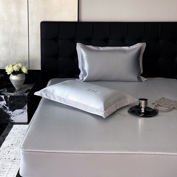 91家纺网 家纺一手货源 找家纺 由有家居 2025新款A类轻奢高精密7A抗菌色织可水洗冰丝床笠款凉席三件套 觅