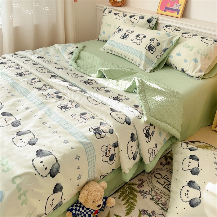 91家纺网 家纺一手货源 找家纺 盛秋家纺 2026新款A类水洗棉豆豆夏被系列 欢乐狗+灰绿