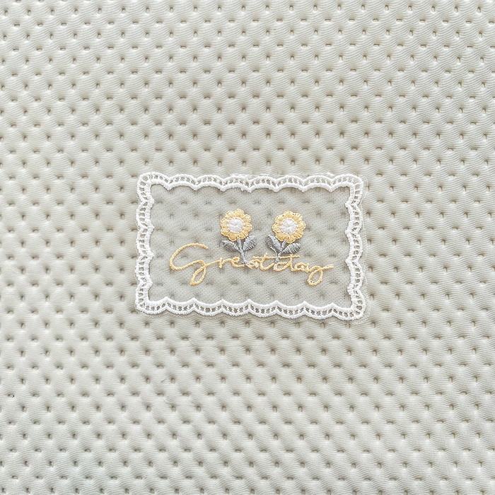 91家纺网 家纺一手货源 找家纺 眠势力 2025新款华夫格花边床笠豆豆凉席款夏季凉感床垫保护套 （提供买家秀） 杏子灰