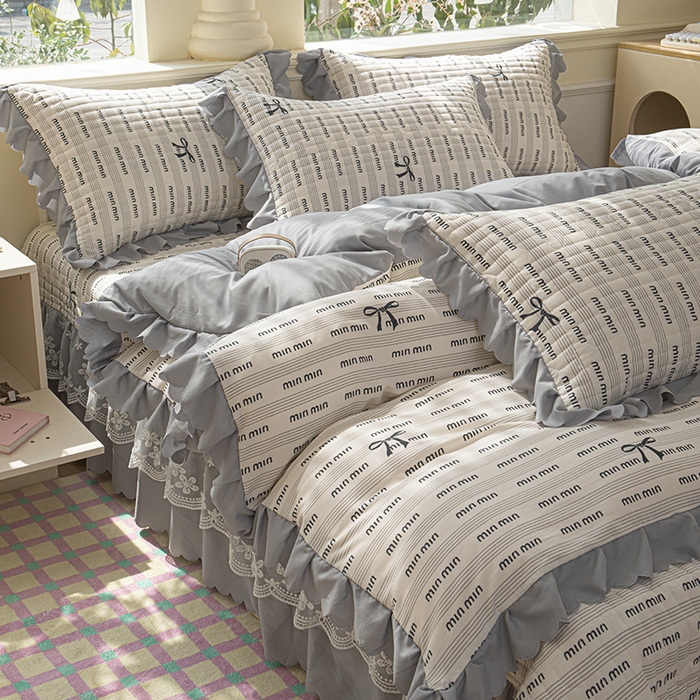 91家纺网 家纺一手货源 找家纺 珍爱家纺 2025新款A类针织棉双层纱夹棉床盖床裙花边单件三件四件套 min-灰