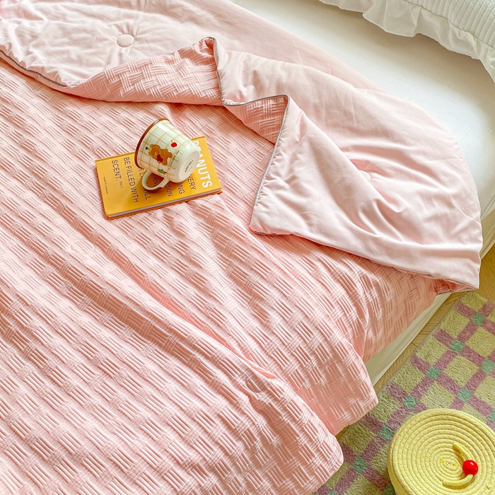 91家纺网 家纺一手货源 找家纺 左右家纺 2025新款华夫格大豆夏被被子被芯 浅粉