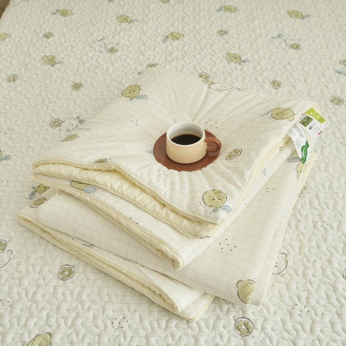 91家纺网 家纺一手货源 找家纺 子由家居 2025新款凉感丝豆豆夏被四件套 凉感豆豆被-小可爱