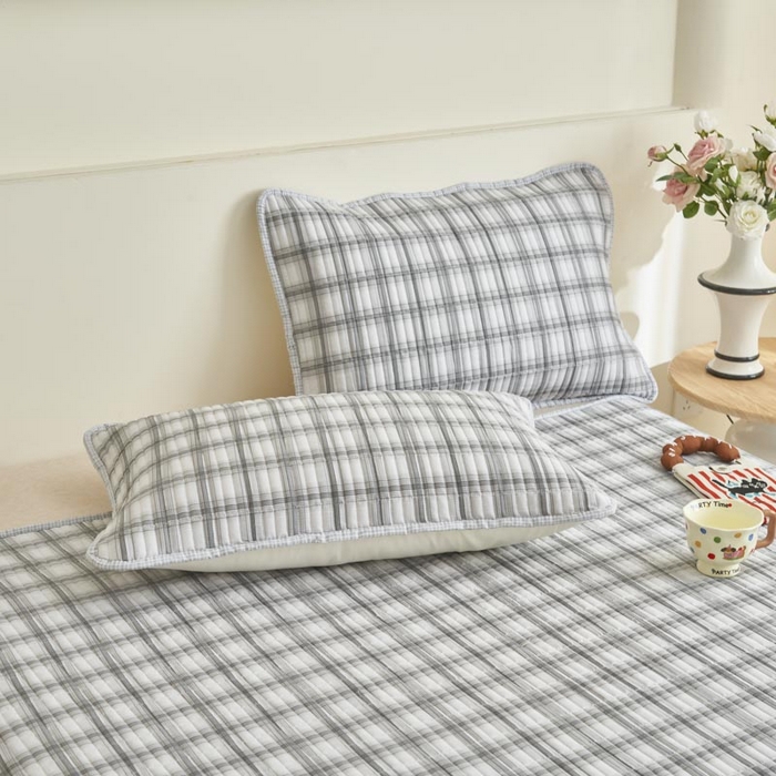 91家纺网 家纺一手货源 找家纺 子由家居 2025新款纯棉印花夹棉床盖 棉花被-灰色格