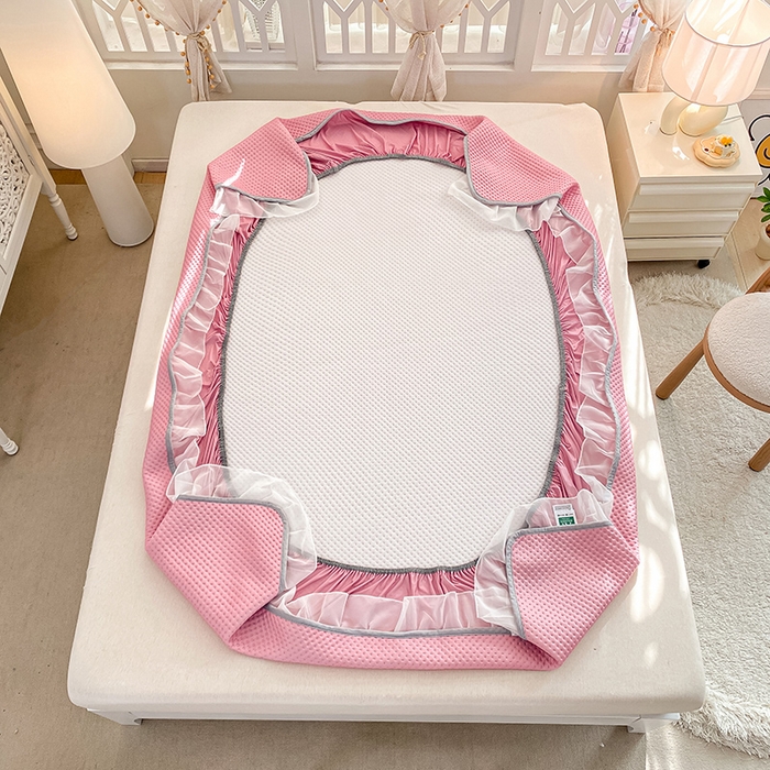 91家纺网 家纺一手货源 找家纺 眠势力 2025新款华夫格花边床笠豆豆凉席款夏季凉感床垫保护套 （提供买家秀） 紫豆沙