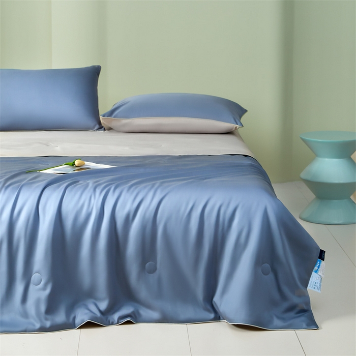 91家纺网 家纺一手货源 找家纺 笙意家纺 2025新款凉感水洗真丝麻绳双拼夏凉被-华尔兹系列 华尔兹-宾利蓝+山灰