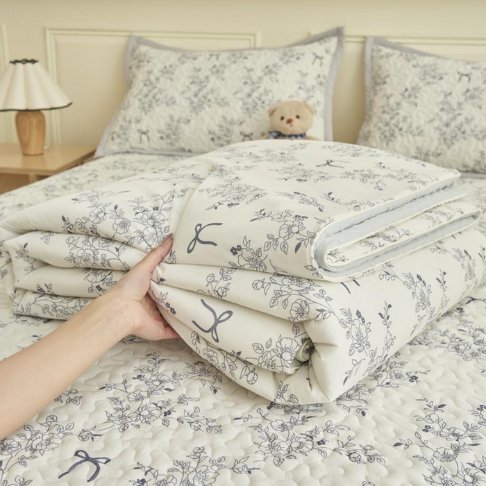 91家纺网 家纺一手货源 找家纺 子由家居 2025新款凉感丝豆豆夏被四件套 凉感豆豆被-语叶