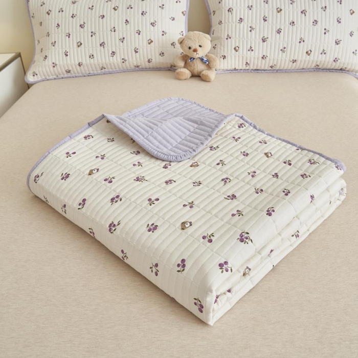 91家纺网 家纺一手货源 找家纺 子由家居 2025新款纯棉印花夹棉床盖 纯棉床盖-葡萄