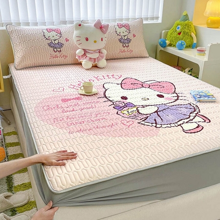 91家纺网 家纺一手货源 找家纺 米帛2025新款大版三丽鸥乳胶凉席-床笠款 香水凯蒂猫