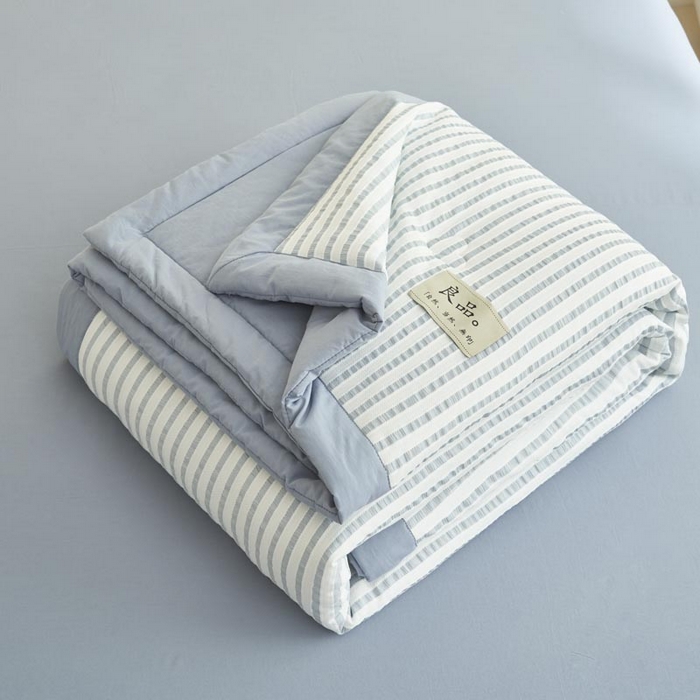 91家纺网 家纺一手货源 找家纺 子由家居 2025新款色织条纹提花大豆夏被四件套 色织条纹-浅蓝