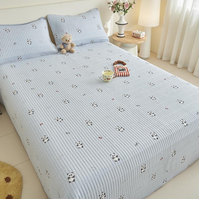 91家纺网 家纺一手货源 找家纺 子由家居 2025新款纯棉印花夹棉床盖 棉花被-熊猫乐园