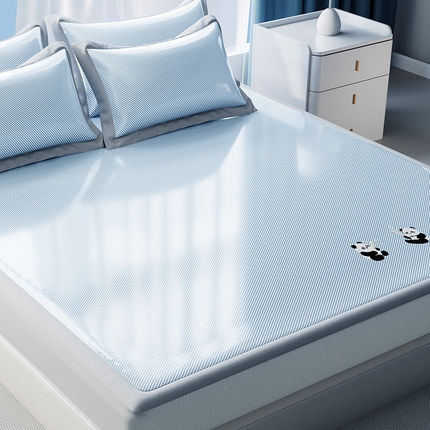 莱轩席业 2025新款凉感冰丝藤席-白熊日记 幽梦蓝-床笠