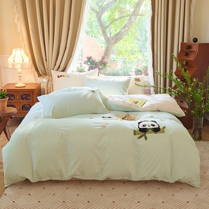 91家纺网 家纺一手货源 找家纺 鑫喜莱 2025新款水洗棉毛巾绣四件套场景一【全系图有买家秀文件】 熊猫呆呆