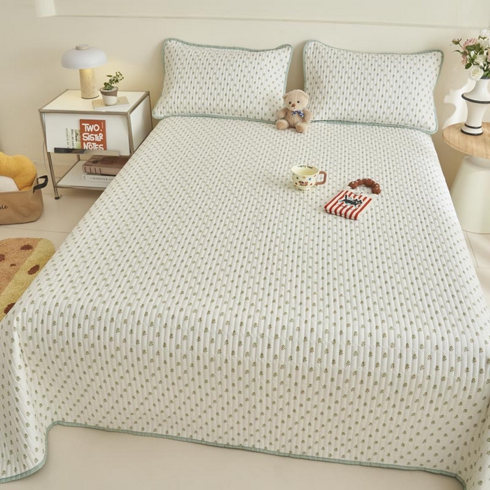 91家纺网 家纺一手货源 找家纺 子由家居 2025新款纯棉印花夹棉床盖 纯棉床盖-朵朵花蕊