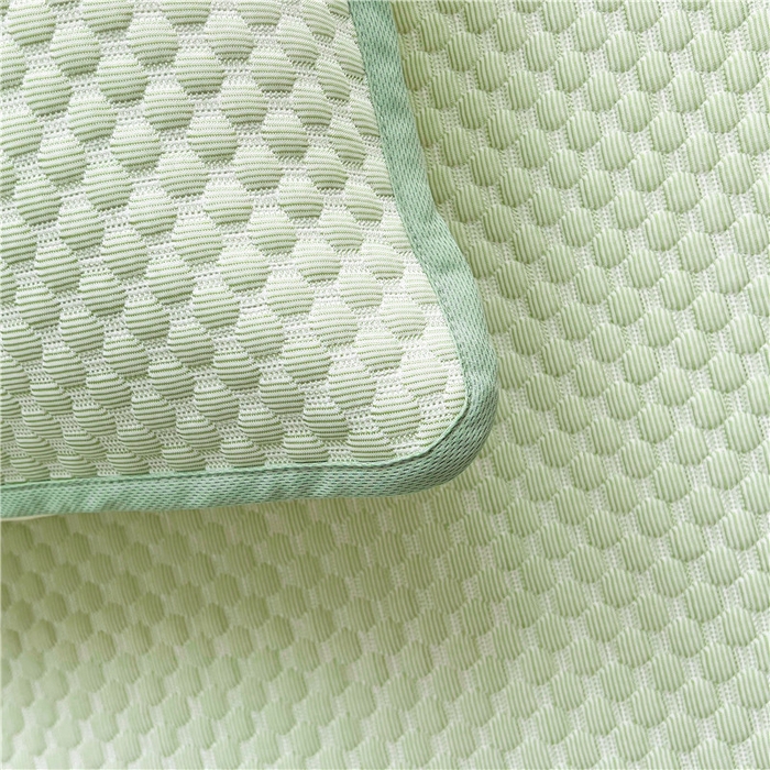 91家纺网 家纺一手货源 找家纺 喜居 2025新款无印风豆豆席宽边平席冰豆豆凉豆豆凉席 奶昔绿