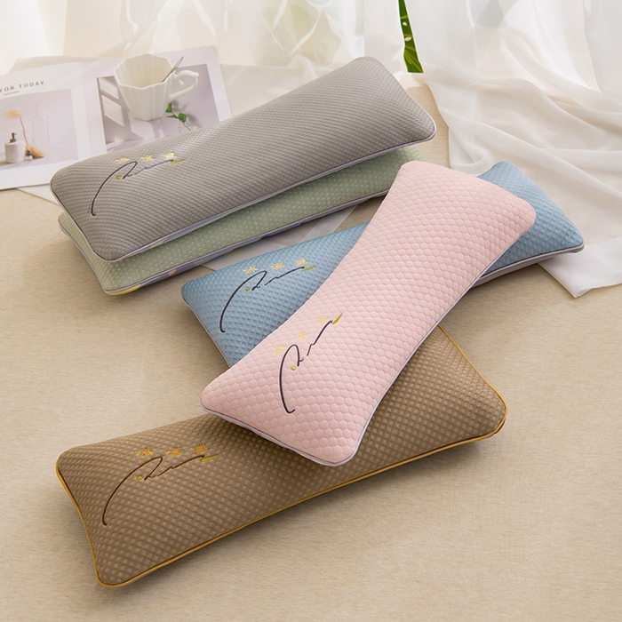 91家纺网 家纺一手货源 找家纺 芯洲 2025年新款荞麦枕颈椎枕凉感冰豆豆夏季时尚护颈枕 冰感豆颈椎枕-蓝  20*50cm