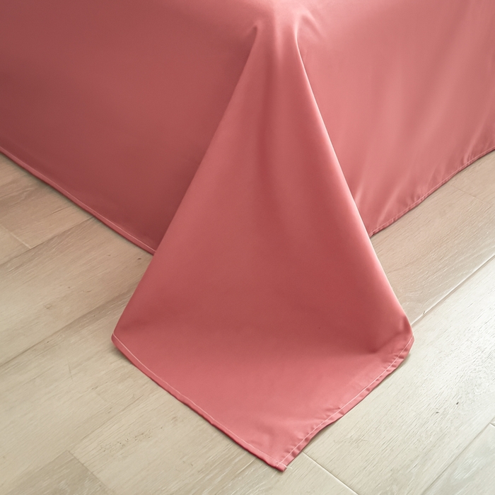 91家纺网 家纺一手货源 找家纺 倾慕家纺 2025新款60S提花全棉单品被套 洛丽塔红