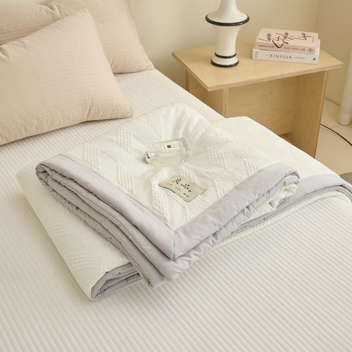 91家纺网 家纺一手货源 找家纺 子由家居 2025新款针织菱形格提花大豆被被子被芯 菱形格-浅灰