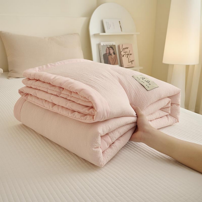 91家纺网 家纺一手货源 找家纺 子由家居 2025新款双层邹邹格大豆纤维夏被被子夏被 邹邹格-浅粉