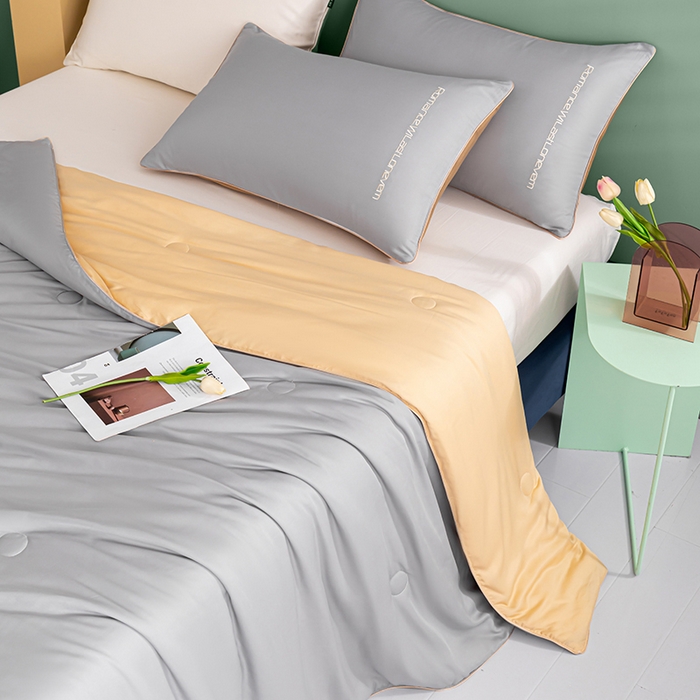 91家纺网 家纺一手货源 找家纺 子由家居 2025新款水洗真丝轻奢绣花系列夏被四件套 轻奢绣花-浅灰