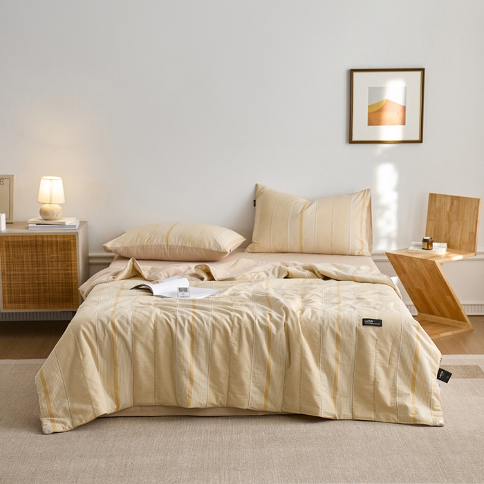 91家纺网 家纺一手货源 找家纺 2025新款原创侘寂系列全棉夏被-夏被四件套 瑞系奶黄