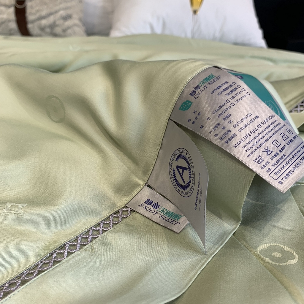 91家纺网 家纺一手货源 找家纺 奈萝家纺 2025新款60S天丝提花夏凉被空调被子被芯 抹茶绿