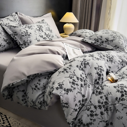 91家纺网 家纺一手货源 找家纺 倾慕家纺 2025新款60S提花全棉单品被套 爱玲说深灰