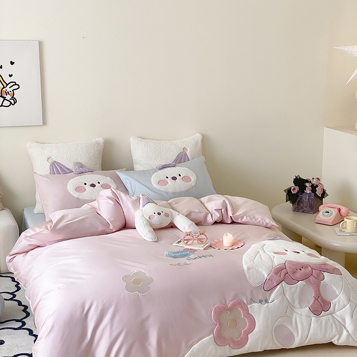 91家纺网 家纺一手货源 找家纺 （总）星野 2025新款双股澳棉精致刺绣四件套-奶油兔