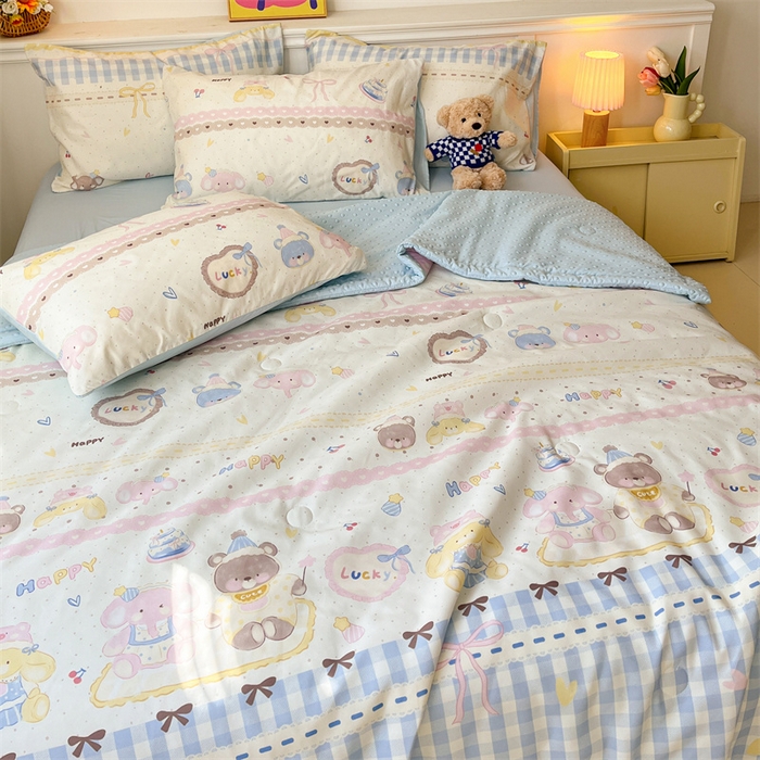 91家纺网 家纺一手货源 找家纺 盛秋家纺 2026新款A类水洗棉豆豆夏被系列 开心派对+天空蓝