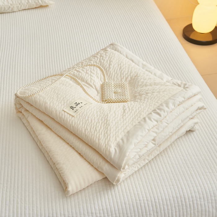91家纺网 家纺一手货源 找家纺 子由家居 2025新款水洗棉泡泡格大豆纤维夏被被子被芯 泡泡格-奶白