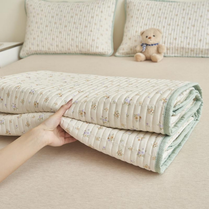91家纺网 家纺一手货源 找家纺 子由家居 2025新款纯棉印花夹棉床盖 棉花被-花艺