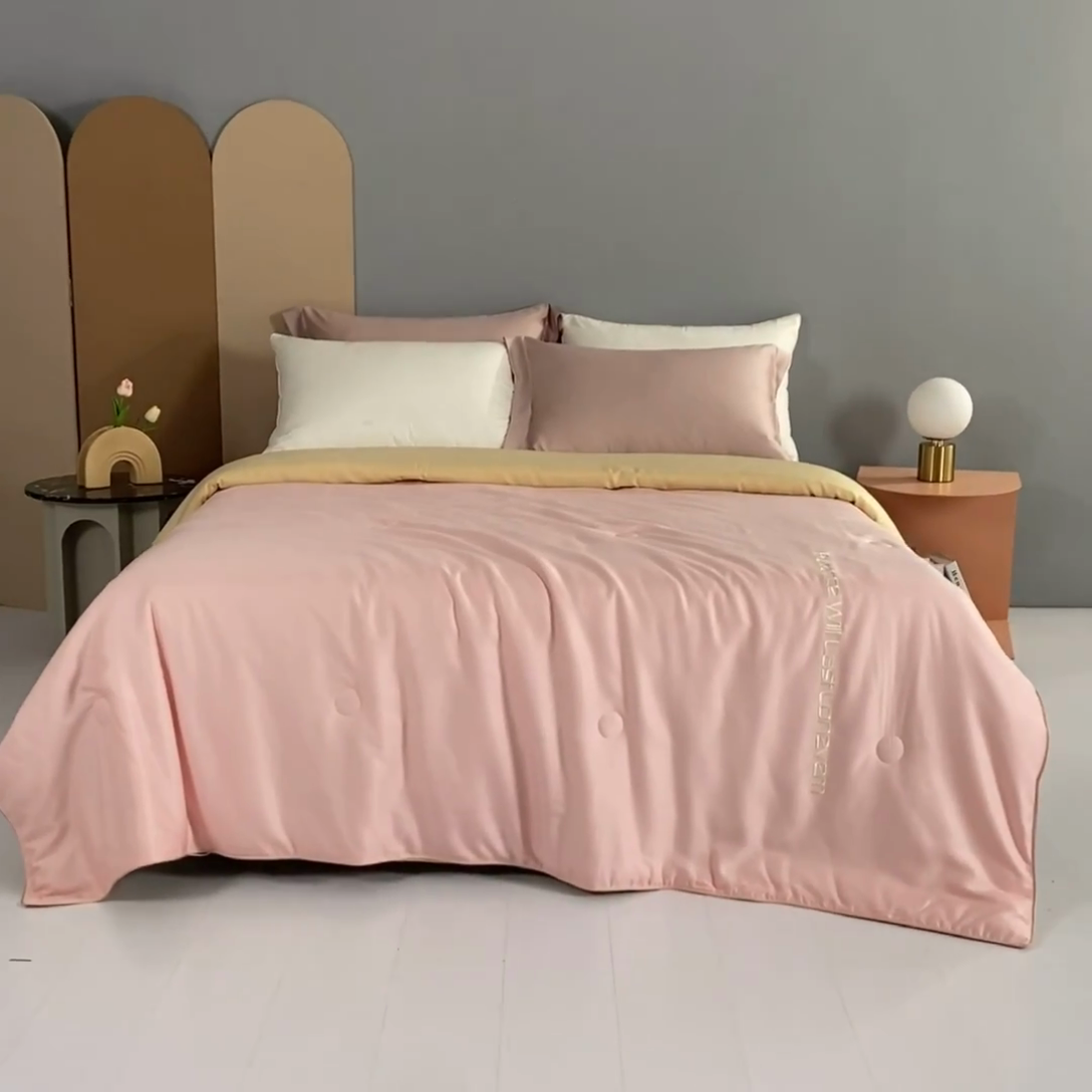 91家纺网 家纺一手货源 找家纺 子由家居 2025新款水洗真丝轻奢绣花系列夏被四件套 轻奢绣花-暗粉