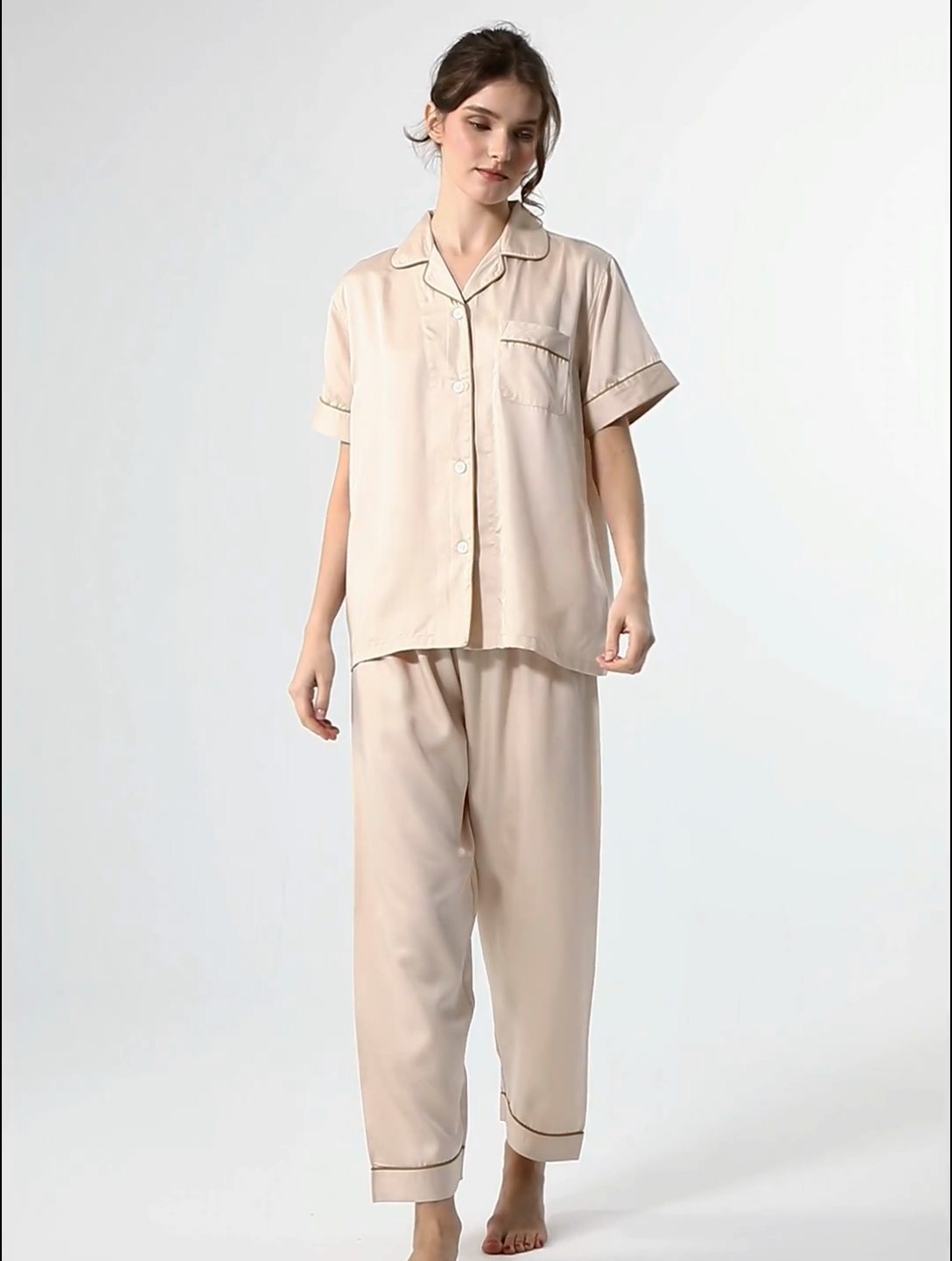 91家纺网 家纺一手货源 找家纺 欧夏家纺 2025新款莱赛尔天丝睡衣家居服 香槟色