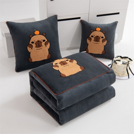 宝马家纺（原梦童画）2025新款卡皮巴拉牛奶绒毛巾绣抱枕被 岩石灰