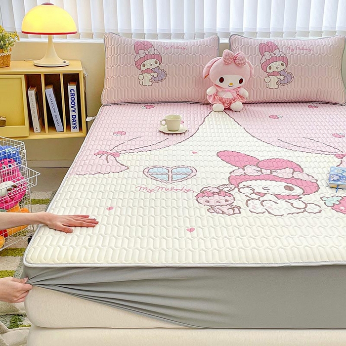 91家纺网 家纺一手货源 找家纺 米帛2025新款大版三丽鸥乳胶凉席-床笠款 窗帘美乐蒂