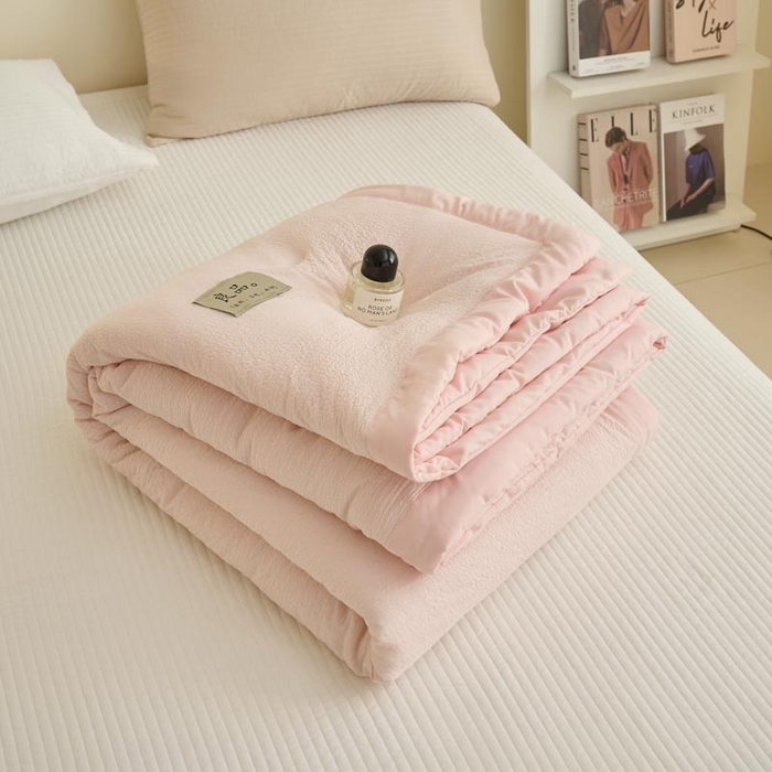 91家纺网 家纺一手货源 找家纺 子由家居 2025新款双层邹邹格大豆纤维夏被被子夏被 邹邹格-浅粉