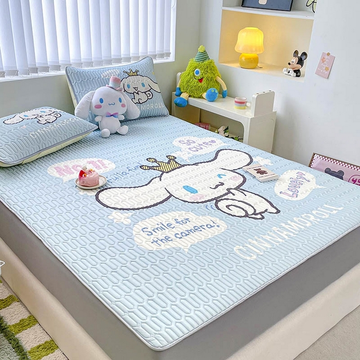 91家纺网 家纺一手货源 找家纺 米帛家纺2025新款大版三丽鸥乳胶凉席-绑带款 皇冠玉桂狗