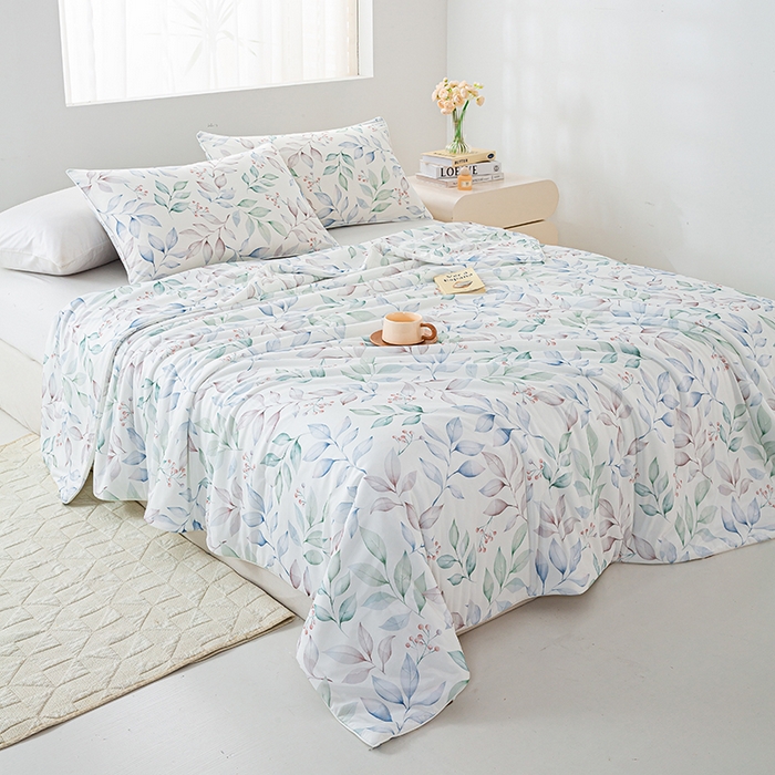 91家纺网 家纺一手货源 找家纺 欧雅搁家纺 2025新款3D数码印花有氨冷感冰激淋凉感丝夏被空调被大豆纤维被子夏凉被 叶柔苏夏