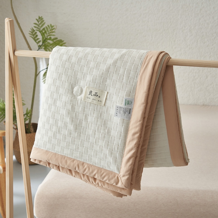 91家纺网 家纺一手货源 找家纺 子由家居 2025新款良品格大豆纤维夏被被子被芯 良品格-杏色
