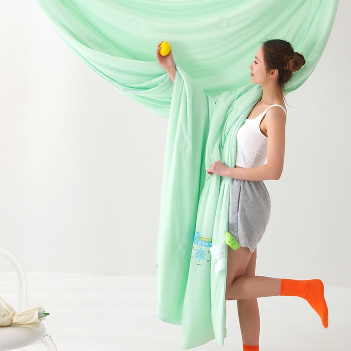 91家纺网 家纺一手货源 找家纺 优布加2025新款亲肤舒适凉感丝夏被夏凉被空调被 冰凉水绿