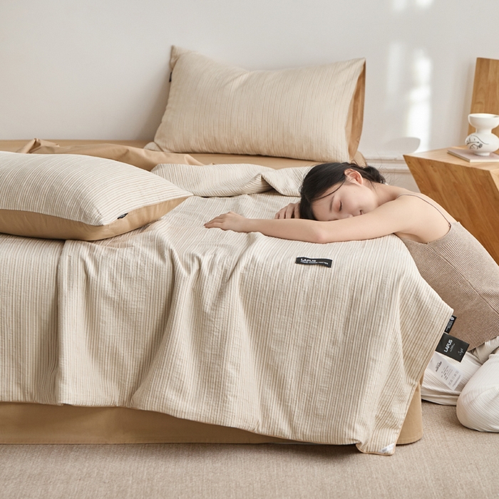 91家纺网 家纺一手货源 找家纺 2025新款原创侘寂系列全棉夏被-夏被四件套 茉系米咖