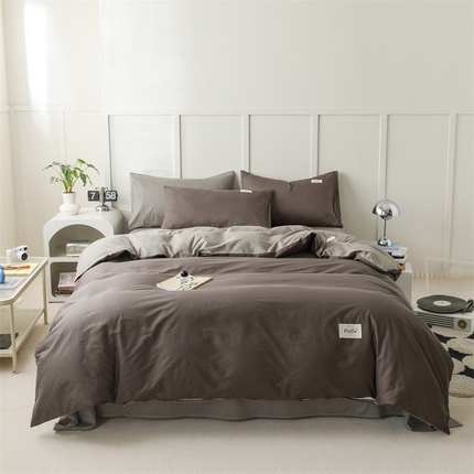 91家纺网 家纺一手货源 找家纺 （总）798家纺 2025新款全棉13070纯色双拼系列四件套场景一