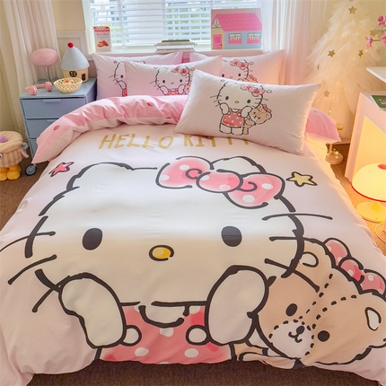 91家纺网 家纺一手货源 找家纺 2025新款大版三丽鸥全棉数码印花四件套【含防伪标】 小熊kt