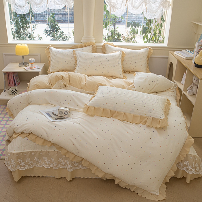 91家纺网 家纺一手货源 找家纺 珍爱家纺 2025新款A类针织棉双层纱夹棉床盖床裙花边单件三件四件套 奶油波点